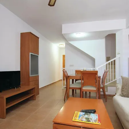 Feriehus Three Bedroom Holiday In *