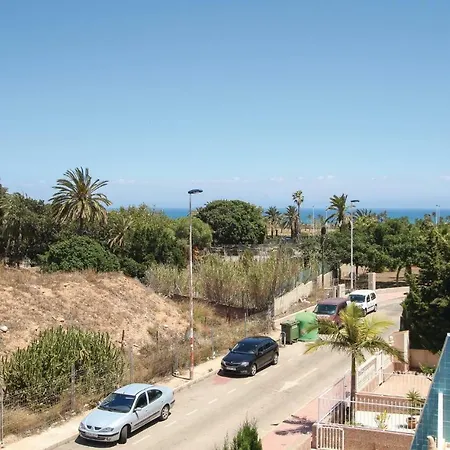 Three Bedroom Holiday In *