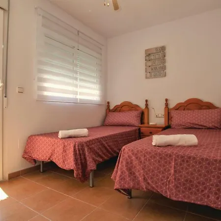 Three Bedroom Holiday In *